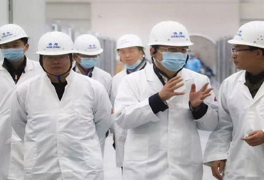 Li Peixing, Vice Governor of Gansu Province and his group surveyed Hailiang New Material
